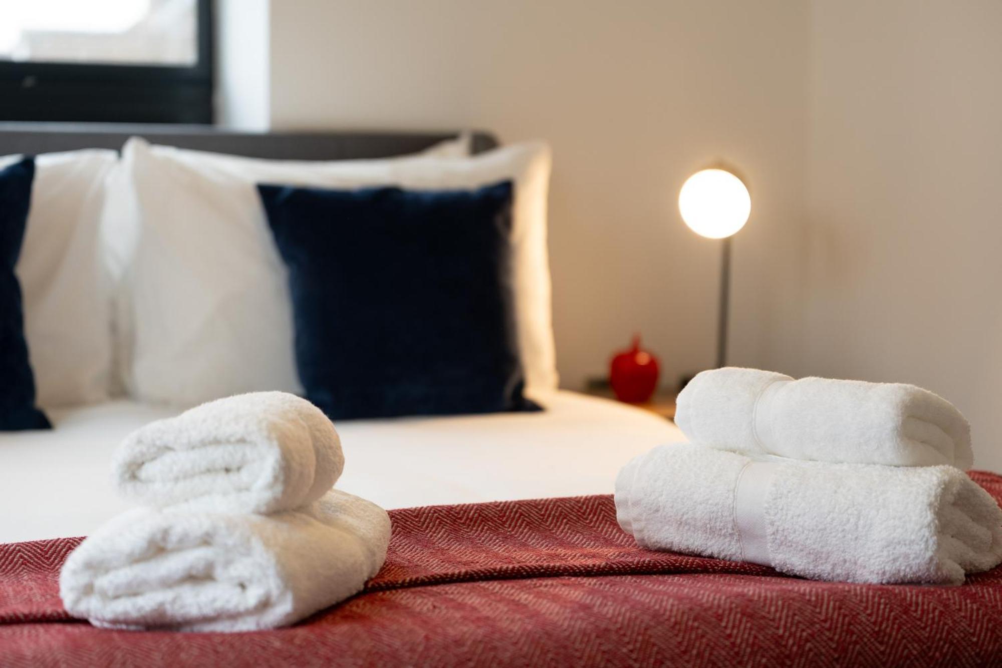 Modern 2-Bed Apartment With Balcony, Close To Oxford City Centre With Free Parking エクステリア 写真