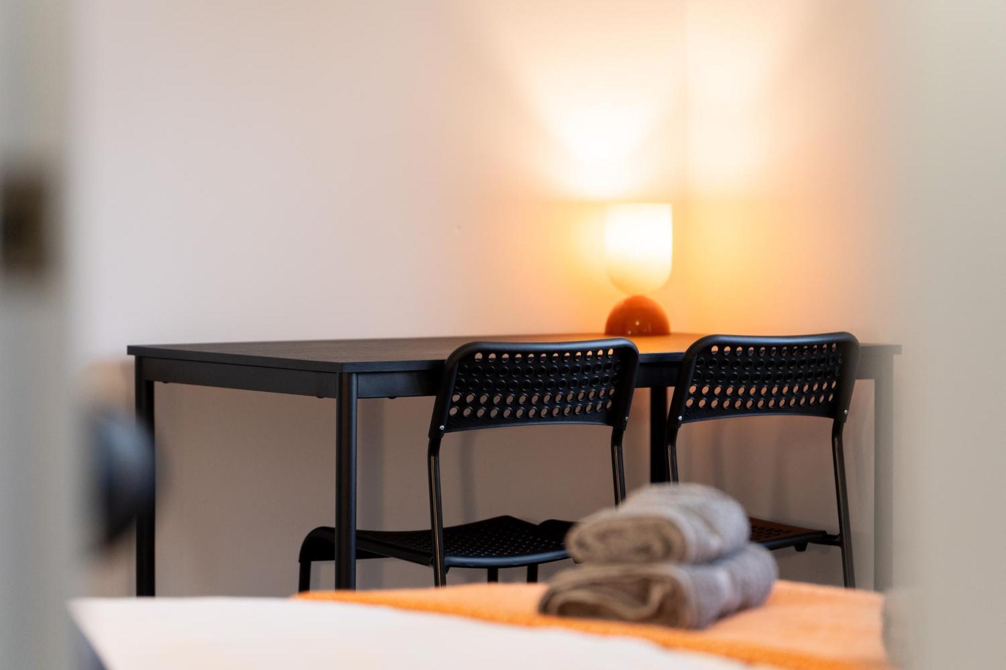 Modern 2-Bed Apartment With Balcony, Close To Oxford City Centre With Free Parking エクステリア 写真